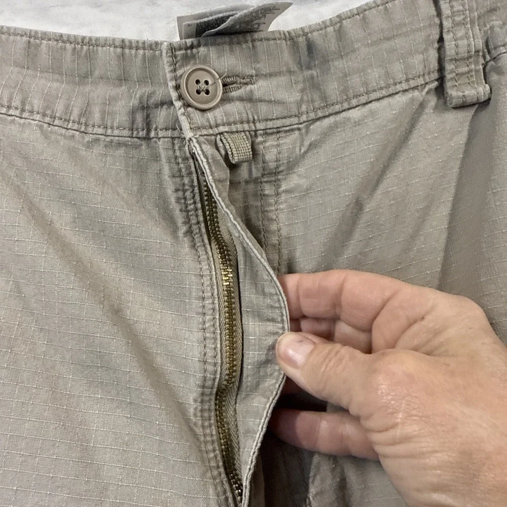 The North Face Paramont Peak Cargo Pants Cotton Hiking Outdoors Sz 40 X 31 Khaki